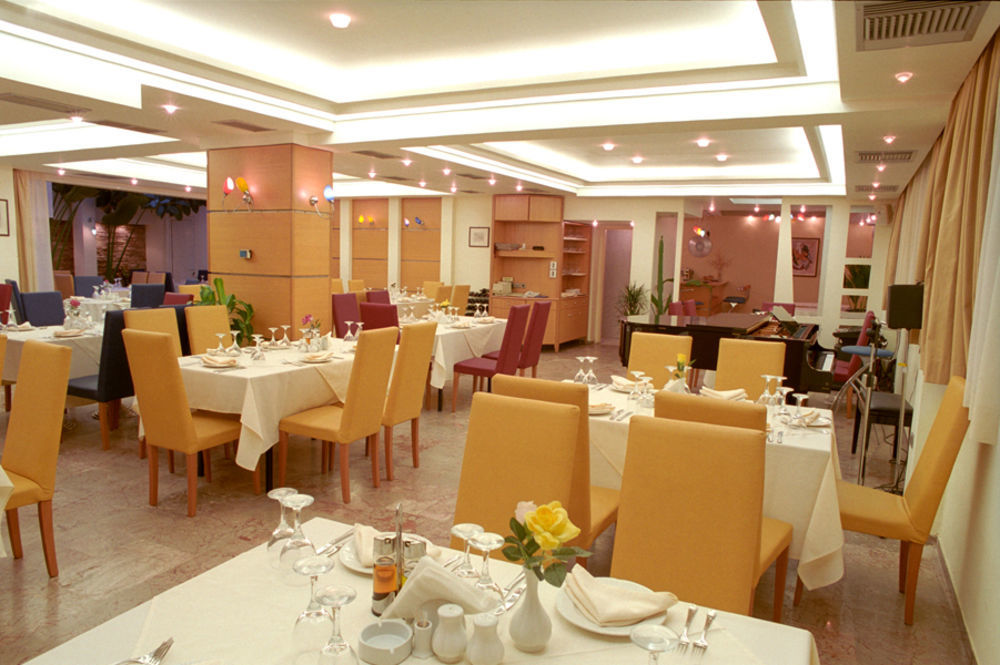 Preveza City Comfort Hotel 레스토랑 사진